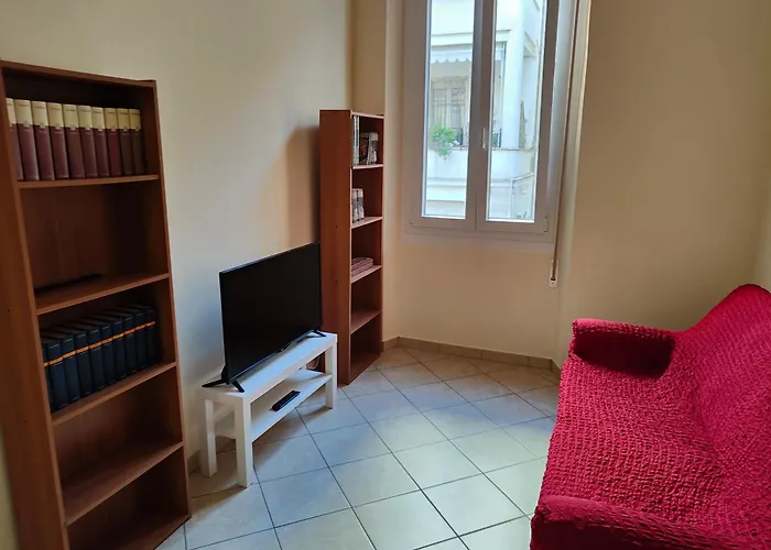 Sea Front Centre Apartment *